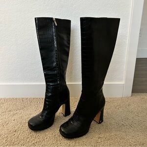 Black Knee-High Women's Boots